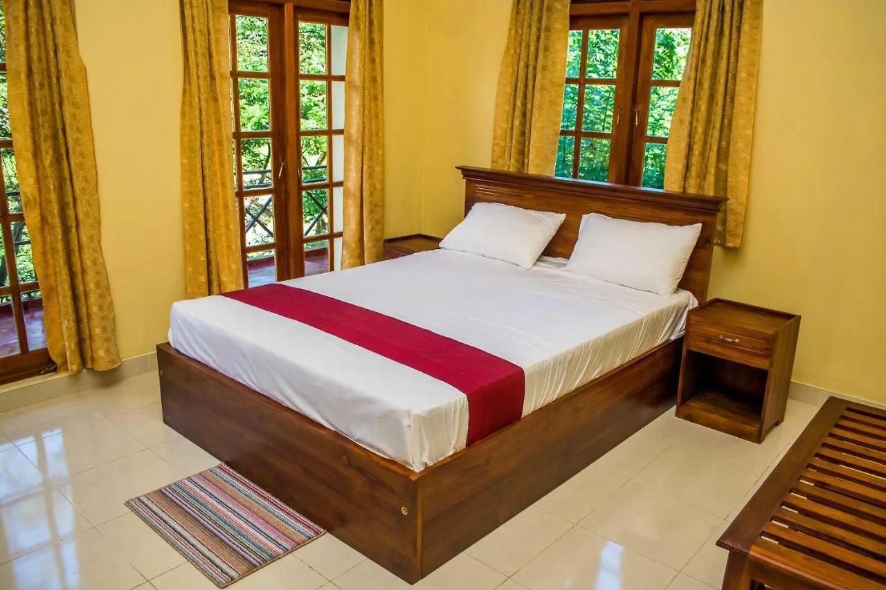 Riverine Cascade Sirimalwatta Homestay